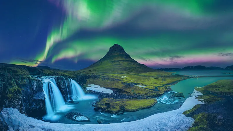 Best Time to Visit Iceland to see sky lights